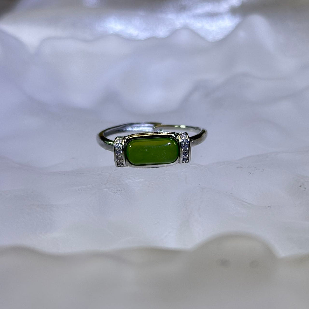 Green Nephrite Adjustable Ring 和田玉碧玉镶嵌活口戒指