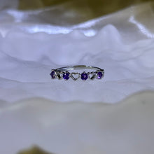 将图片加载到图库查看器，Amethyst Love Heart Adjustable Ring 紫水晶镶嵌爱心活口戒指
