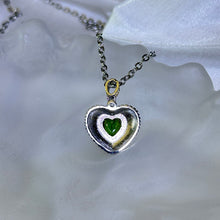 Load image into Gallery viewer, Chrome Diopside Love Heart Pendant 透辉石爱心镶嵌吊坠
