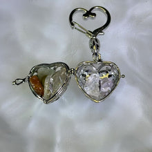 Load image into Gallery viewer, Multi-Crystal Love Heart Container Ornament Key Charm Bag Charm 多宝水晶爱心嘎乌盒挂饰钥匙扣包挂
