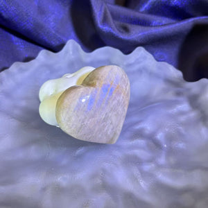 Moonstone Love Heart 冰长石月光石爱心