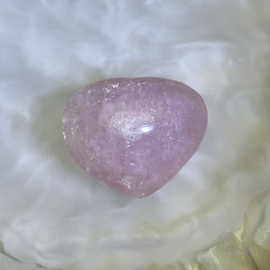 Rose Quartz Love Heart 粉水晶爱心