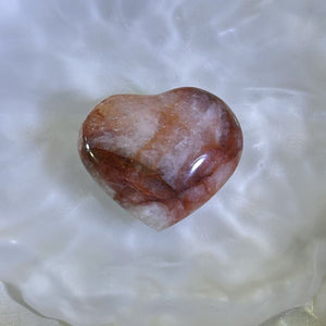 Red Hematoid Quartz Love Heart 红胶花水晶爱心