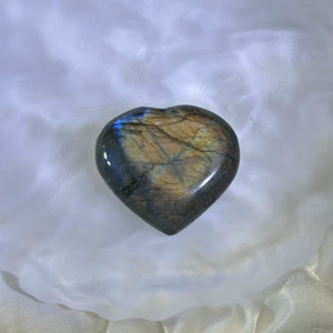 Labradorite Love Heart 拉长石灰月光石爱心