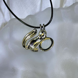 Moonstone Squirrel Pendant Necklace 冰长石月光石镶嵌小松鼠吊坠项链