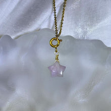 Load image into Gallery viewer, Purple Kunzite Star Pendant 紫锂辉星星吊坠
