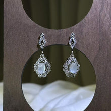 Load image into Gallery viewer, 925 Silver Moonstone Earrings 冰长石月光石镶嵌银耳钉
