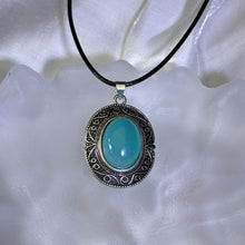 Load image into Gallery viewer, Amazonite Pendant Necklace 天河石镶嵌吊坠项链
