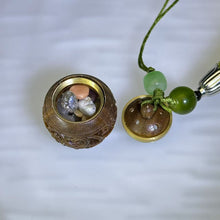 Load image into Gallery viewer, Verawood Quartz Aroma Container Ornament Cell Phone Charm Bag Charm Key Charm 绿檀木水晶香氛嘎乌盒挂饰手机链包挂钥匙链

