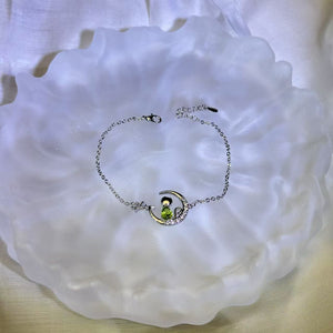Peridot Moon and Cat Bracelet 橄榄石镶嵌月亮猫手链