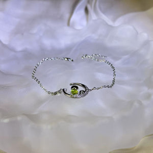 Peridot Moon and Cat Bracelet 橄榄石镶嵌月亮猫手链