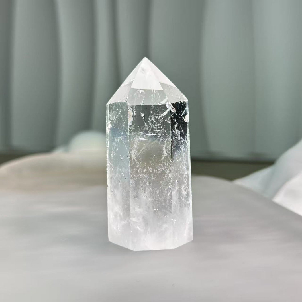 Clear Quartz Pointed Tower 白水晶单尖六棱柱