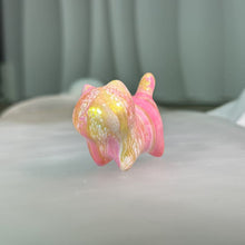 Load image into Gallery viewer, Chinese Lacquer Cypress Cat 桧木大漆小猫
