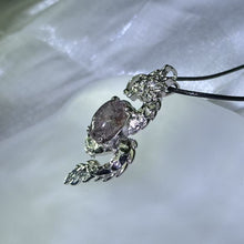 Load image into Gallery viewer, Phantom Quartz Dragon Pendant Necklace 幽灵水晶镶嵌神龙吊坠项链
