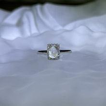 Load image into Gallery viewer, Moonstone Adjustable Ring 冰长石月光石镶嵌活口戒指
