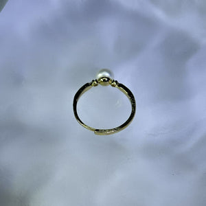 White Freshwater Pearl Adjustable Ring 白色淡水珍珠镶嵌活口戒指