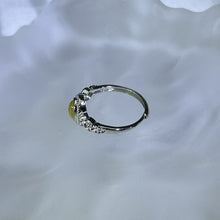 Load image into Gallery viewer, Golden Rutilated Quartz Adjustable Ring 金发晶水晶镶嵌活口戒指
