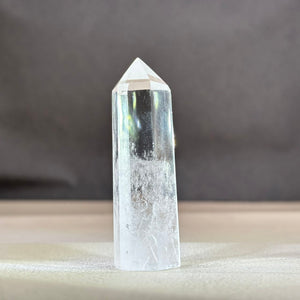 Clear Quartz Point Wand Tower 白水晶单尖六棱柱