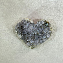 Load image into Gallery viewer, Amethyst Cluster Love Heart 紫水晶晶簇爱心
