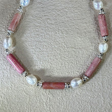 Load image into Gallery viewer, Rhodonite White Freshwater Pearl Beads Bracelet 蔷薇辉白色淡水珍珠珠链手链
