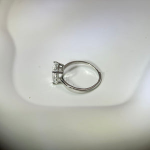 Clear Quartz Adjustable Ring 白水晶镶嵌活口戒指