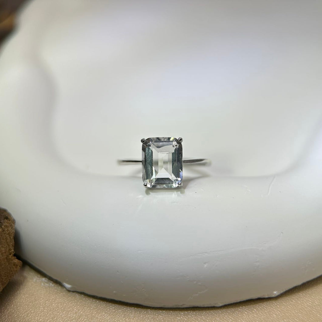 Clear Quartz Adjustable Ring 白水晶镶嵌活口戒指