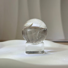 将图片加载到图库查看器，Clear Quartz Crystal Ball 白水晶球
