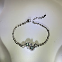 Load image into Gallery viewer, Sky Blue Topaz Bracelet 天空蓝托帕石镶嵌手链
