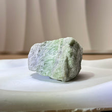 将图片加载到图库查看器，Fluorite Ore Stone 萤石原石
