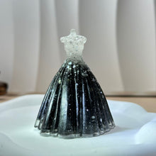 Load image into Gallery viewer, Obsidian Resin Gown Dress 黑曜石滴胶礼服
