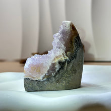 将图片加载到图库查看器，Amethyst Geode 紫水晶晶镇
