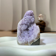 将图片加载到图库查看器，Amethyst Geode 紫水晶晶镇
