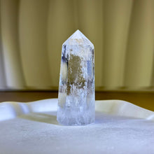 将图片加载到图库查看器，Clear Quartz Point Wand 白水晶单尖六棱柱
