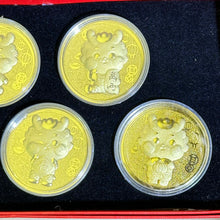 将图片加载到图库查看器，999Gold Foil Year of Dragon Souvenir Coins Package 999金箔龙年纪念币套装
