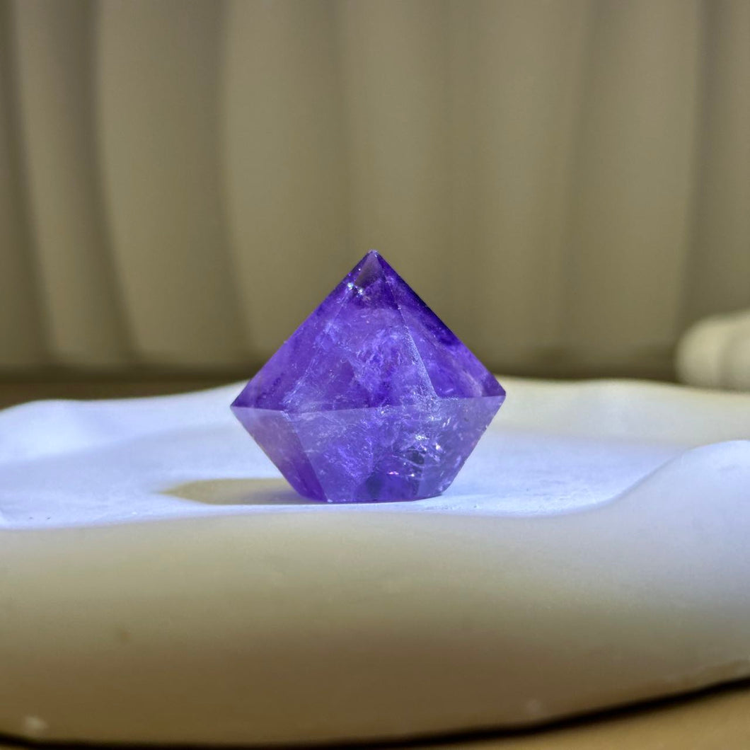 Amethyst Point Tower 紫水晶单尖六棱柱