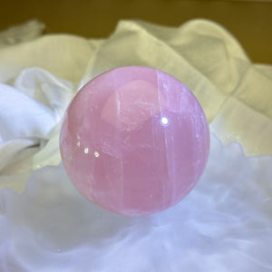 Rose Quartz Crystal Ball 粉水晶球