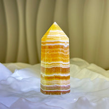 将图片加载到图库查看器，Calcite Point Tower 方解石单尖六棱柱
