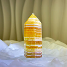 将图片加载到图库查看器，Calcite Point Tower 方解石单尖六棱柱
