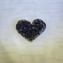 Load image into Gallery viewer, Amethyst Cluster Love Heart 紫水晶晶簇爱心
