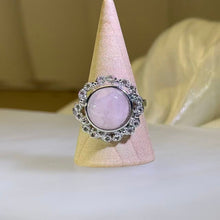 Load image into Gallery viewer, Rose Quartz Adjustable Ring 粉水晶活口戒指
