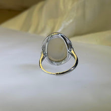Load image into Gallery viewer, White Agate Adjustable Ring 白玛瑙活口戒指
