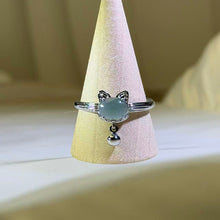 Load image into Gallery viewer, Blue Water Jadeite Cat Open Ring 蓝水翡翠萌猫活口戒指
