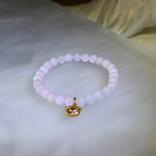 Load image into Gallery viewer, Morganite Maneki-Neko Fortune Cat Amulet Bracelet 摩根石招财猫守护手串
