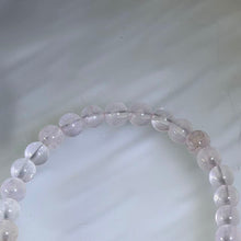 Load image into Gallery viewer, Rose Quartz Heart Amulet Bracelet 粉水晶悦心爱心吊坠手串
