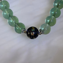 Load image into Gallery viewer, Green Fluorite Pāua Shell Bracelet 绿色萤石鲍贝手串
