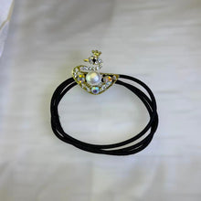 Load image into Gallery viewer, Freshwater Pearl Swan Elastic Hair Tie 白色淡水珍珠天鹅弹力发圈
