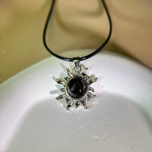 Load image into Gallery viewer, Golden Sheen Obsidian Pendant Necklace 金眼黑曜石镶嵌吊坠项链
