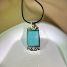 Load image into Gallery viewer, Amazonite Pendant Necklace 天河石镶嵌吊坠项链
