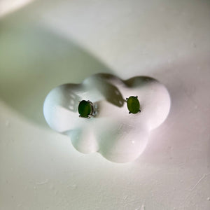 925 Silver Green Nephrite Earrings 和田玉碧玉镶嵌银耳钉