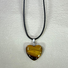 将图片加载到图库查看器，Yellow Tiger&#39;s Eye Love Heart Pendant Necklace 黄色虎眼石爱心吊坠项链
